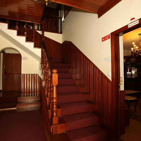 Casa de hóspedes Residencial Sra. Da Lomba 3*