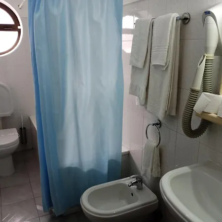 ゲストハウス Residencial Sra. Da Lomba Pinhanços