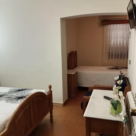 Residencial Sra. Da Lomba 3* Pinhanços