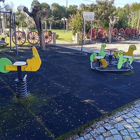 ゲストハウス Residencial Sra. Da Lomba 3*