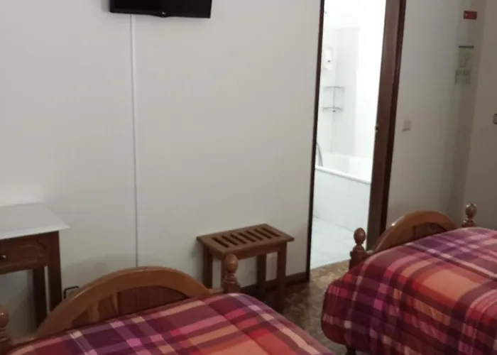 Vendégház Residencial Sra. Da Lomba 3*