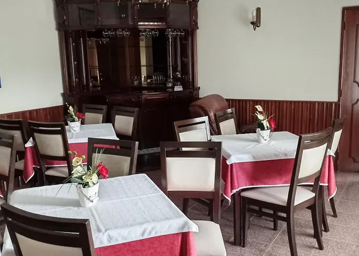 Residencial Sra. Da Lomba 3* Pinhanços